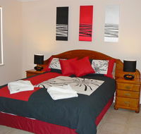 Geraldton Luxury Vacation Home - New Castle Holiday