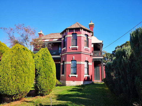 GH1886 - New Castle Holiday 1