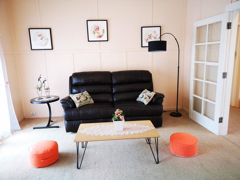 GH1886 - New Castle Holiday 0