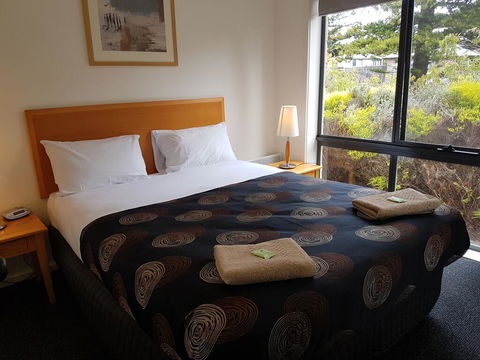 Gilles St Apartments - New Castle Holiday 1