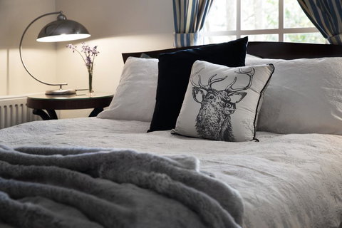 Gladville - New Castle Holiday 1