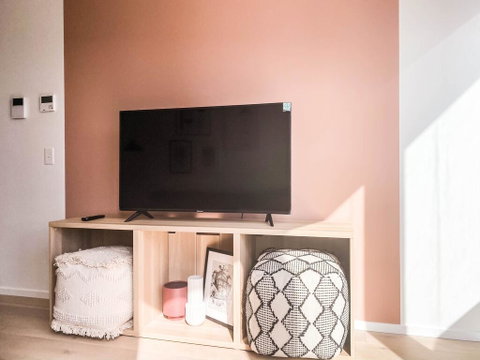 Glamorous Southbank Home W/ Free Wifi - New Castle Holiday 2