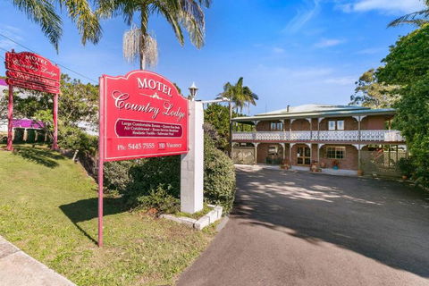 Country Lodge Motel - New Castle Holiday 8