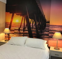 Glenelg Sunset Beach Apartment - New Castle Holiday