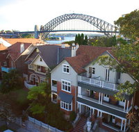 Glenferrie Lodge - New Castle Holiday