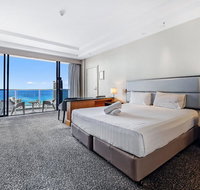 Gold Tower 20th Level Suite with Kitchenette - New Castle Holiday