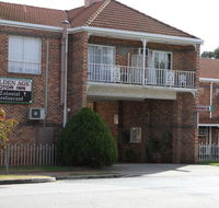 Golden Age Motor Inn - New Castle Holiday