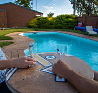 Golden Country Motel and Caravan Park - New Castle Holiday