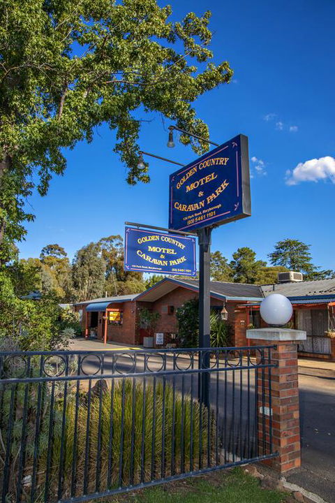 Golden Country Motel And Caravan Park - New Castle Holiday 3