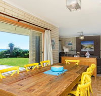 Golden Days - 30 Gold Coast Drive - New Castle Holiday