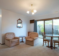 Golden Grain Motor Inn - New Castle Holiday