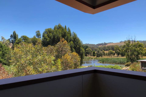 Goldie Views - New Castle Holiday 1