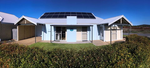 Golf And Beach Retreat - New Castle Holiday 1