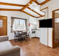 Goulburn South Caravan Park - New Castle Holiday