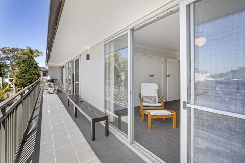 Government Road, 65 - New Castle Holiday 2