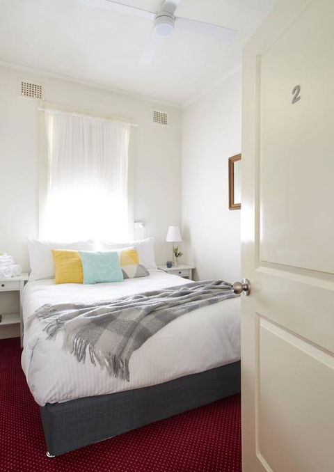 Grand Central Hotel - New Castle Holiday 3