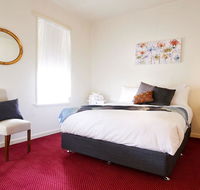 Grand Central Hotel - New Castle Holiday