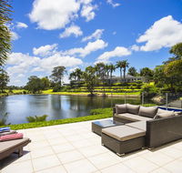 Grand Oasis at Sanctuary Cove - New Castle Holiday