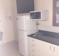 Granville Tavern and Motel - New Castle Holiday