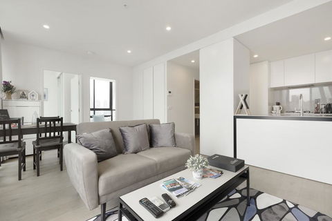 Gravity DefyingLight Filled ApartmentBay To City ViewsRooftop DeckHot TubNetflix - New Castle Holiday 2