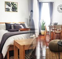 Great Comfort  Style in Central Location - New Castle Holiday