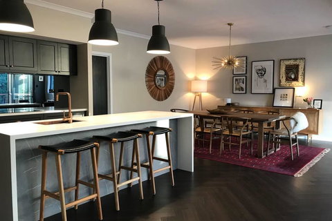 Greenview - New Castle Holiday 0