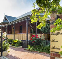 Guildford River Retreat - New Castle Holiday