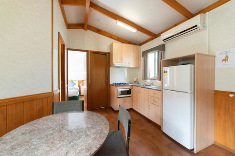 Halls Gap Caravan Park - New Castle Holiday 2