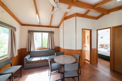 Halls Gap Caravan Park - New Castle Holiday 1