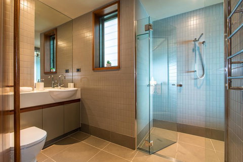 Hamilton Island Holiday Homes - New Castle Holiday 1