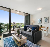 HARBOURSIDE- hosted by L'Abode Accommodation - New Castle Holiday