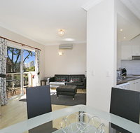 Harmony Apartment - New Castle Holiday