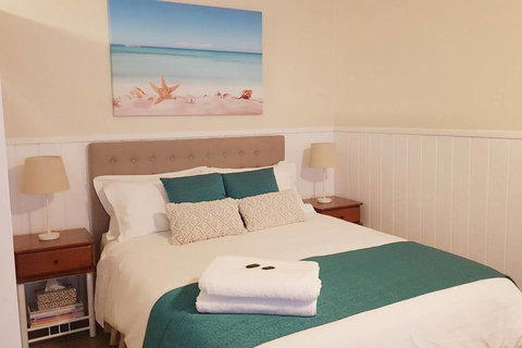 Hawley Beachside Accommodation - New Castle Holiday 1