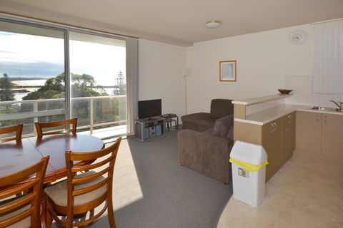 Headlands 9 1 Clarence Street - New Castle Holiday 3