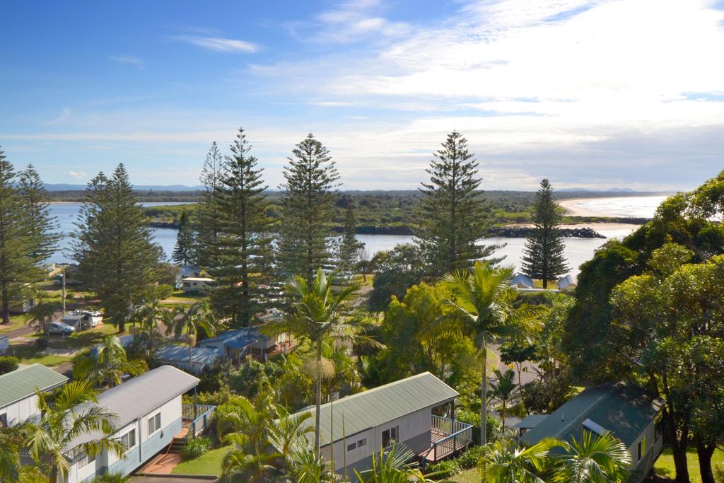 Lighthouse Beach NSW New Castle Holiday