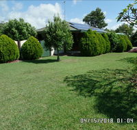 Headley's Cottage - New Castle Holiday