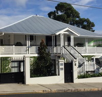 Heal House - New Castle Holiday