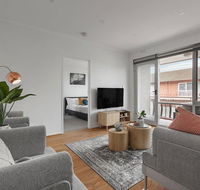 Heart of Ormond Apartment by Ready Set Host - New Castle Holiday