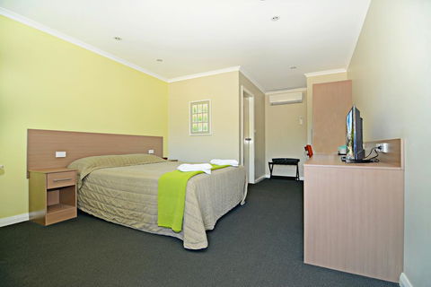 Heritage Hotel - New Castle Holiday 1
