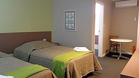 Heritage Hotel - New Castle Holiday 2