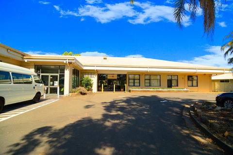 Heritage Hotel - New Castle Holiday 0