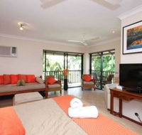 Hibiscus Resort Port Douglas by Resolve Getaways - New Castle Holiday