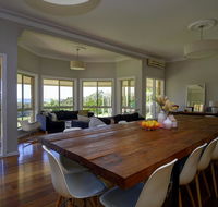 Hideaway - Pacific Palms - New Castle Holiday