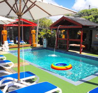 Hideaway Noosa Men Only Beach Resort - New Castle Holiday