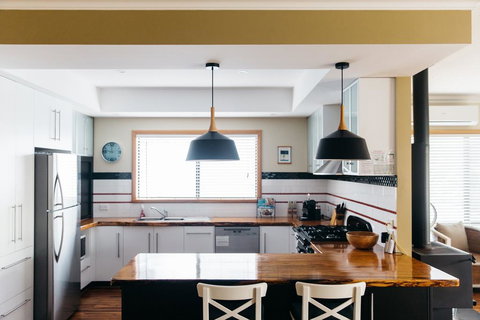 Highlander - New Castle Holiday 0