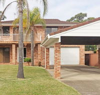 Hill Top Water and Bush Views - New Castle Holiday