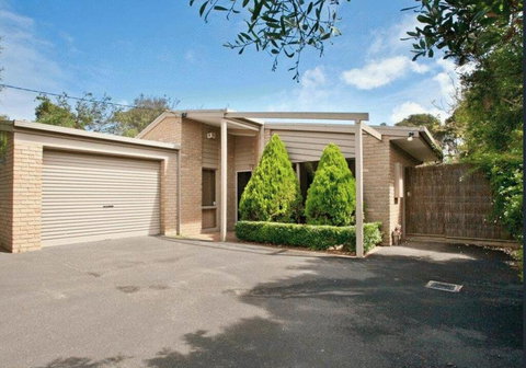 Hilltop Beach House: Newly Updated - New Castle Holiday 3