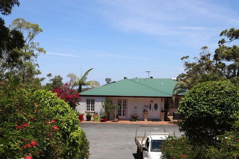 Hilltop On Tamborine - New Castle Holiday 0