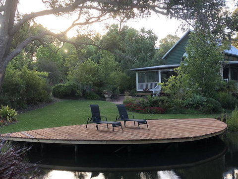 Hillview Chalet - New Castle Holiday 1