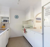 Hit The Beach - New Castle Holiday